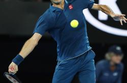 开云下载-澳大利亚网球队轻取欧洲网球队，费德勒统治全场