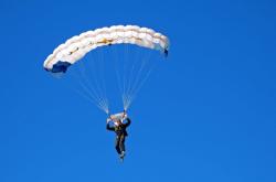 开云体育直播-跨界竞技场，辽宁飞豹火箭式晋级，恩比德德甲争冠战上演王者接管