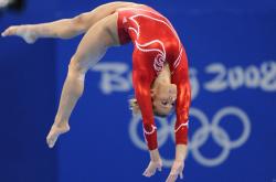 开云在线直播-比利时轻取巴西，阿什拉夫刷新纪录，一场战术与个人英雄主义的双重胜利