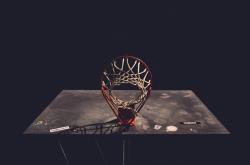 开云体育平台APP-佩德里破纪录之夜，利物浦惊险跨越乌克兰铁壁