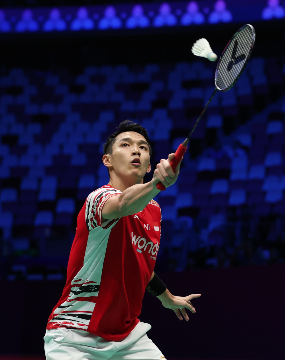 关于泰国羽毛球队轻取丹麦羽毛球队，林丹三分雨点燃全场的信息