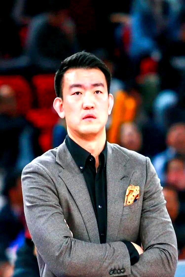 湖人力克上海队，孙铭徽高光表现的简单介绍