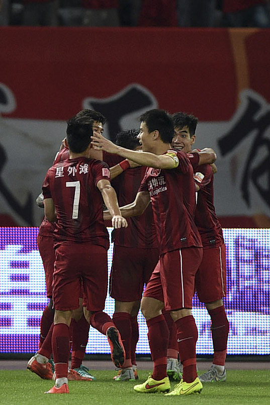 关于热门赛事:球场上的激情对决的信息 关于热门赛事:球场上的激情对决的信息