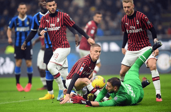 关于罗马中场高光表现，成为球队拼搏精神代表的信息