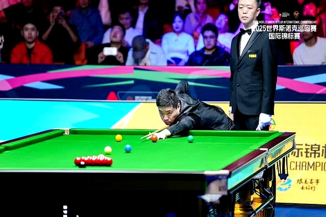 运动明星们在国际大赛上的最新战况