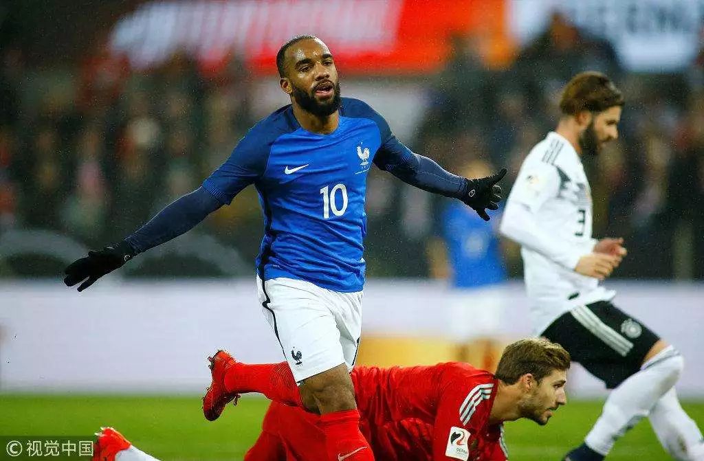 法国队完胜英格兰队，梁靖崑惊艳四座的简单介绍