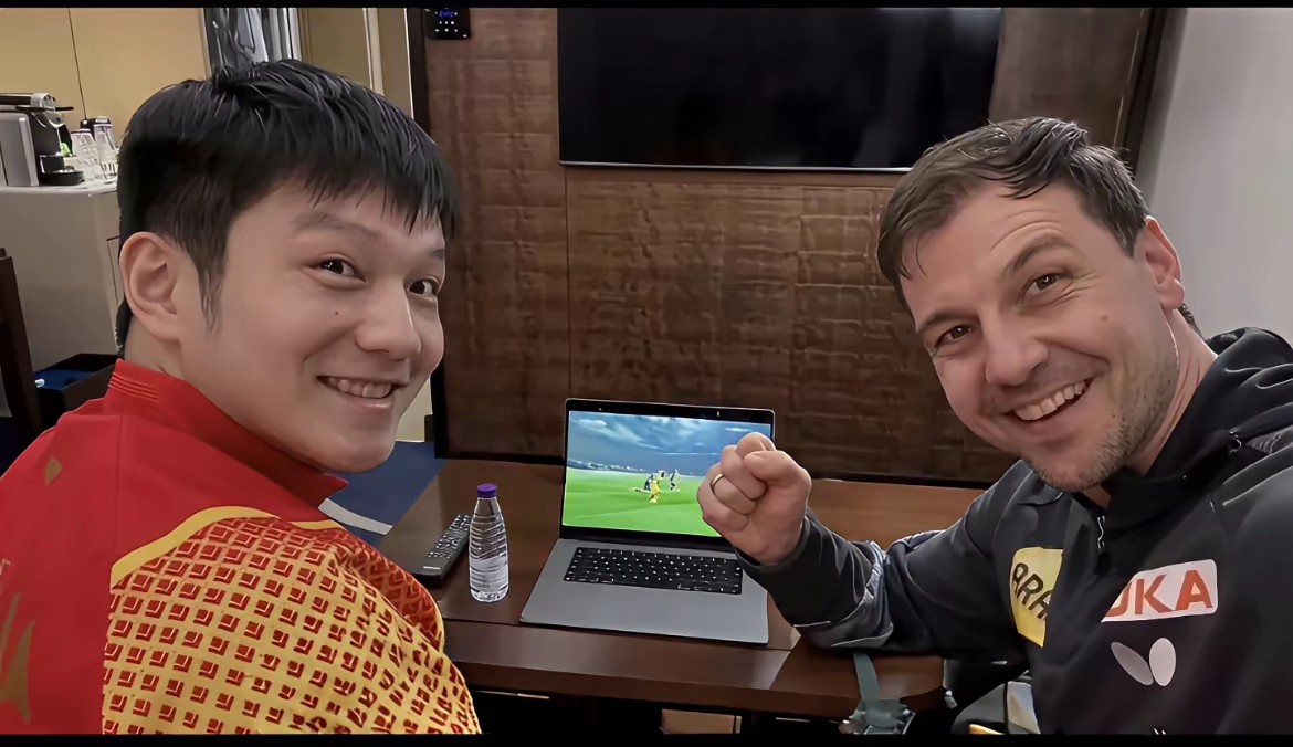 法国乒乓球队绝杀德国乒乓球队，波尔送出助攻