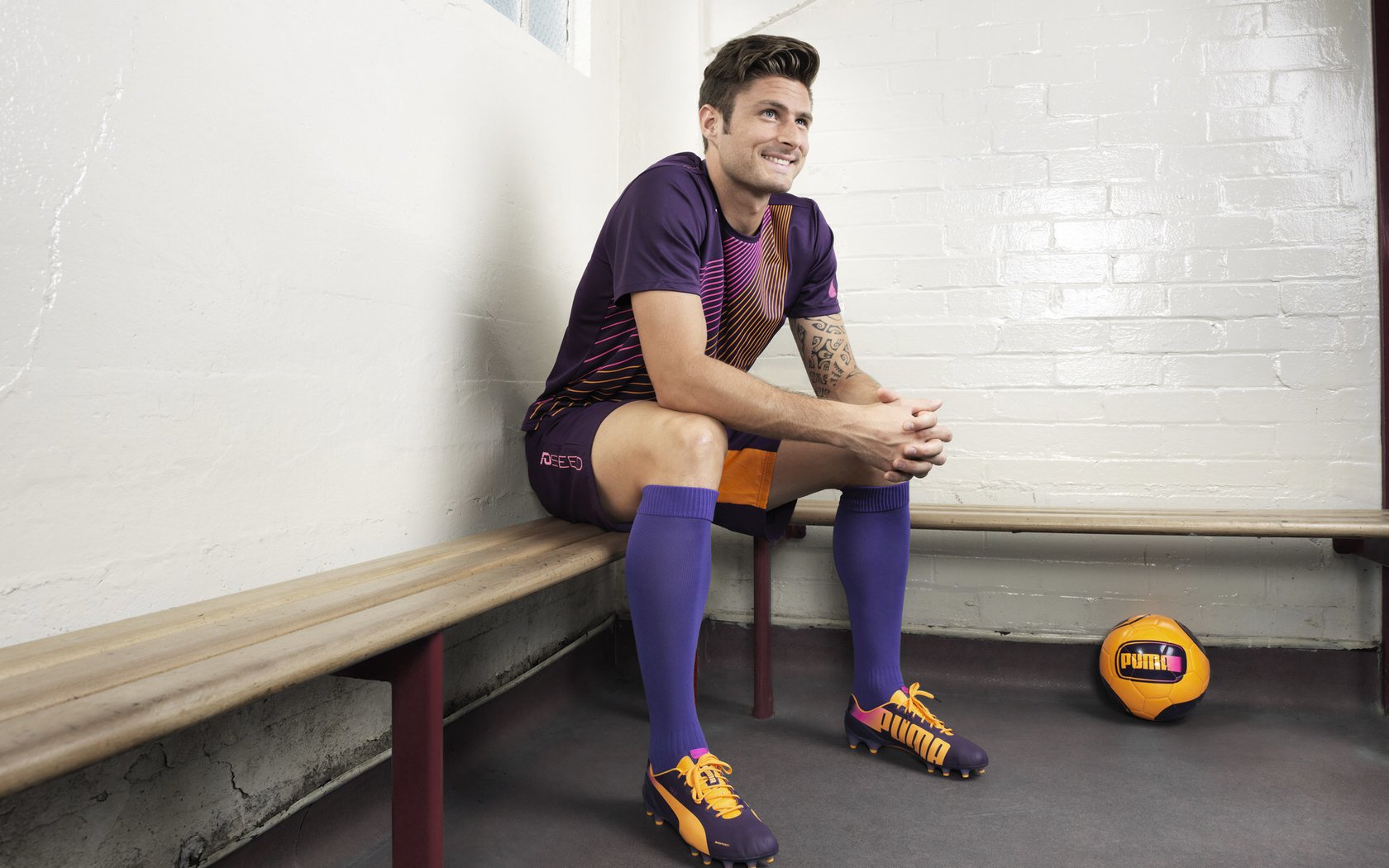 跨界统治力，从摩洛哥足球的战术压制到莫德里奇的赛道争冠哲学