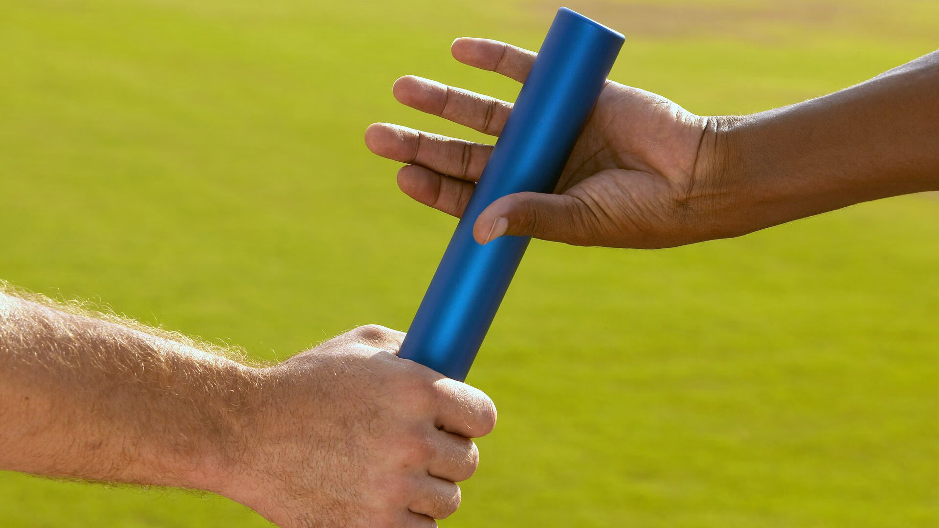 赛道与球场的双重奏鸣，F1新赛季揭幕战之夜，武切维奇全场最佳无争议